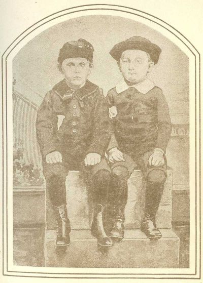 Them's Willie and Freddie Sparks. Them's Willie and Freddie Sparks.