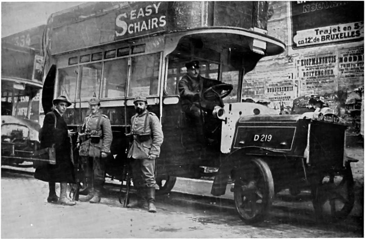 A MISSING LONDONER! AN ENGLISH M.E.T. MOTOR-'BUS IN THE HANDS OF THE GERMANS AND PUT TO USE BY THEM.