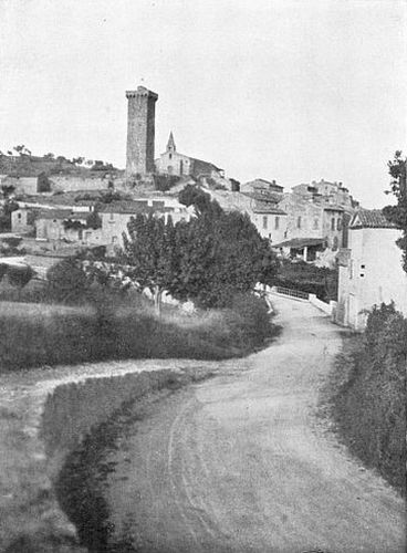 SAINT-MARTIN-DE-BRÔMES WITH ITS HIGH, SLIM TOWER