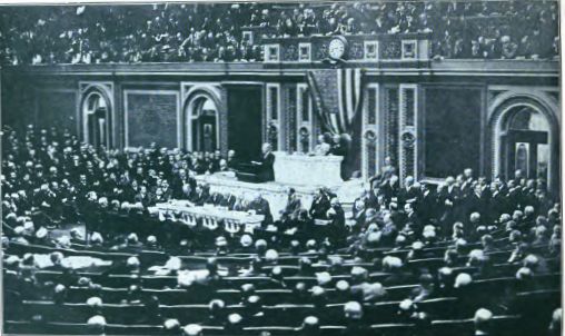 PRESIDENT WILSON READING HIS WAR MESSAGE TO CONGRESS, APRIL 2, 1917 PRESIDENT WILSON READING HIS WAR MESSAGE TO CONGRESS, APRIL 2, 1917