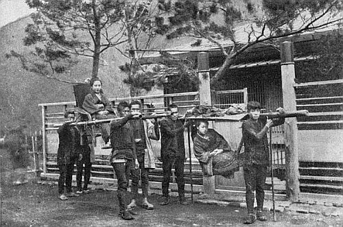 CHAIR AND CAGO CARRIERS. CHAIR AND CAGO CARRIERS.