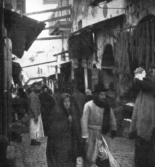 DAVID STREET IS ONLY HALF A MILE IN LENGTH. DAVID STREET IS ONLY HALF A MILE IN LENGTH.