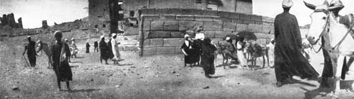 WE ENTERED THE RAMESSEUM. WE ENTERED THE RAMESSEUM.