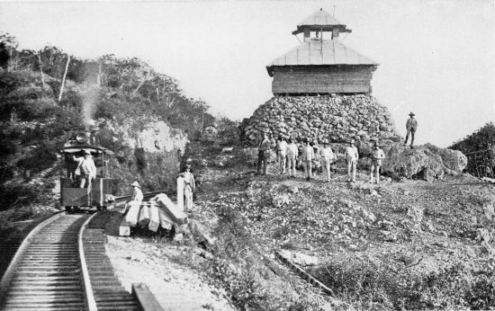 SPANISH FORT ON RAILROAD TO JURAGUA MINES. SPANISH FORT ON RAILROAD TO JURAGUA MINES.