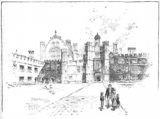 HAMPTON COURT PALACE