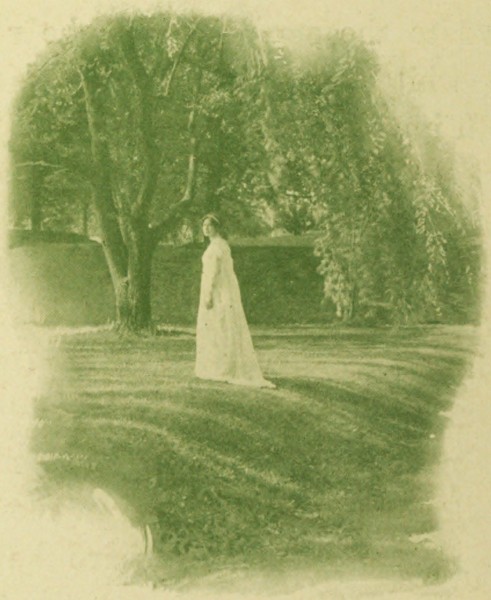 Clytie walking along the slope Clytie walking along the slope