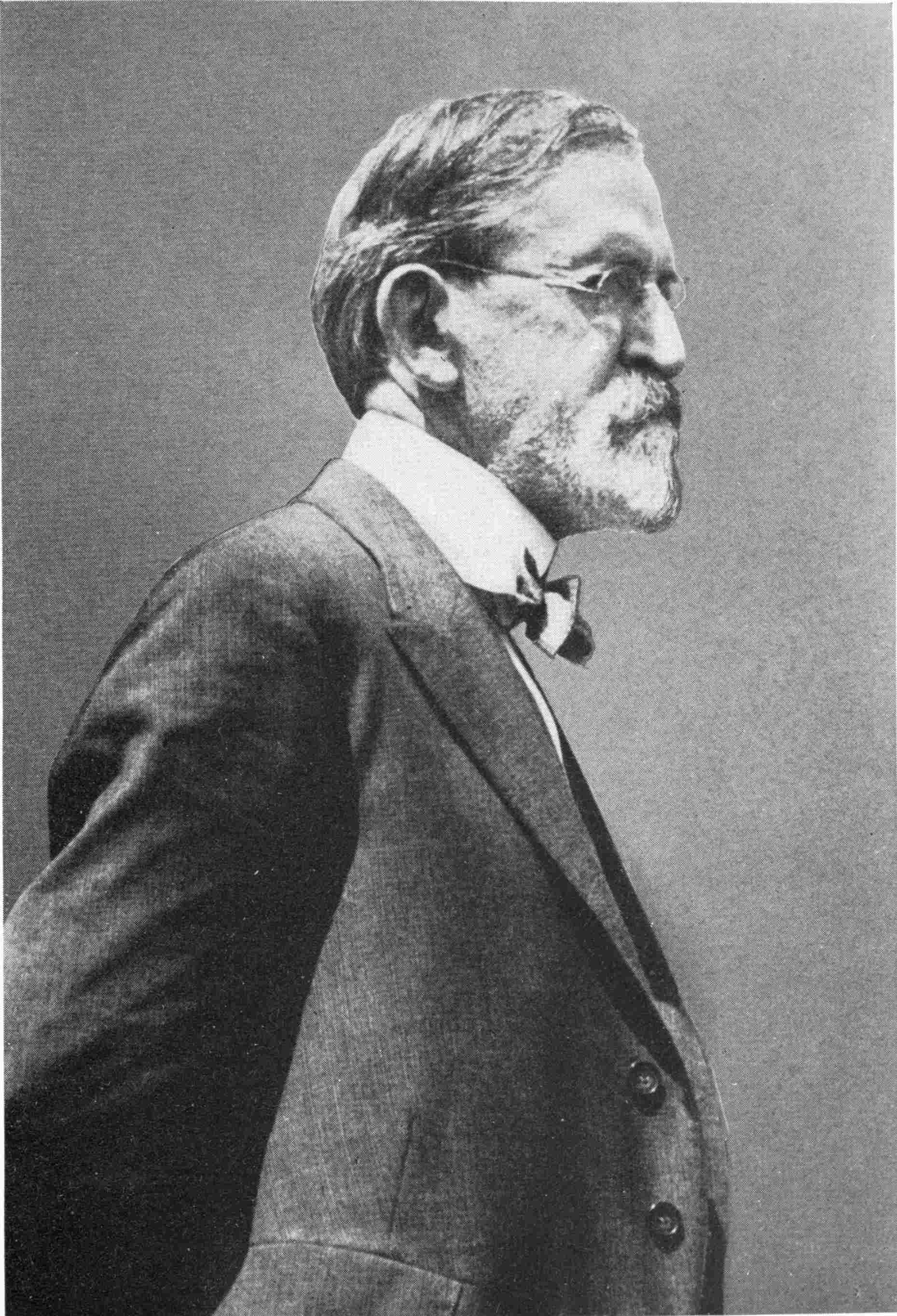 Kern’s Speaking Posture  Taken while addressing the people at the monument, Indianapolis, by Leslie Nagley, staff photographer, Indianapolis Times